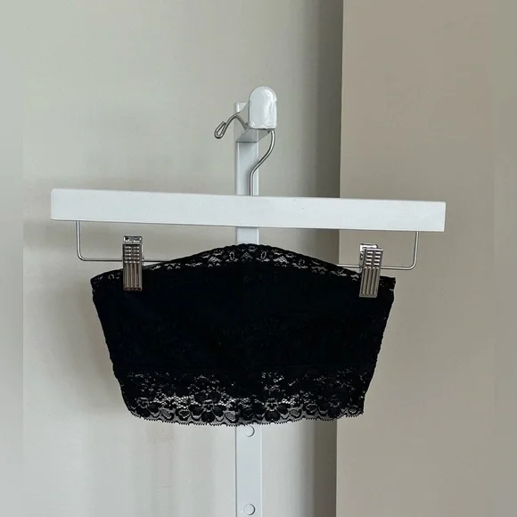 Free People Intimately Scallop Lace Bandeau in Black Size XS - Picture 3 of 14